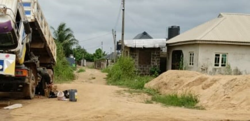 Uncompleted One-Storey Building Consisting of 2 Units of One-Bedroom Flat (Mini-Flat)