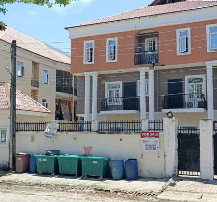 BERA ESTATE, Off Chevron Drive, Lekki, Lagos