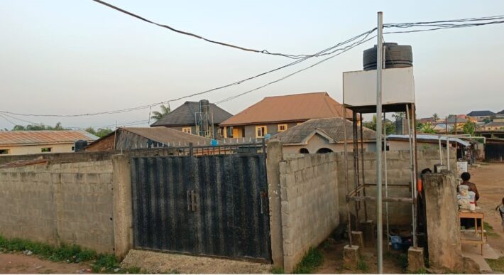 Fully Fenced and Gated Half Plot